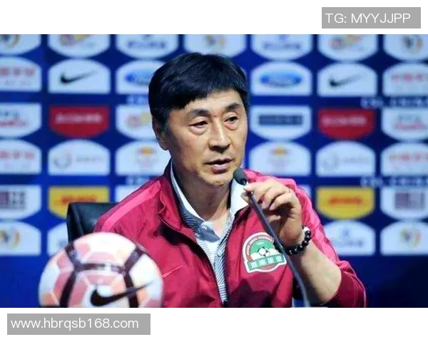 中国足球传奇球星排名榜解析：这些球员如何影响中国足球历史发展