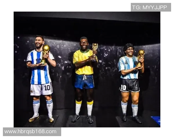 历史足球巨星巅峰对决：梅西、C罗、贝利、马拉多纳谁才是最伟大的球员