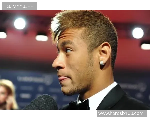 足球明星粤语发音魅力解析 探秘最动听的粤语球员名字